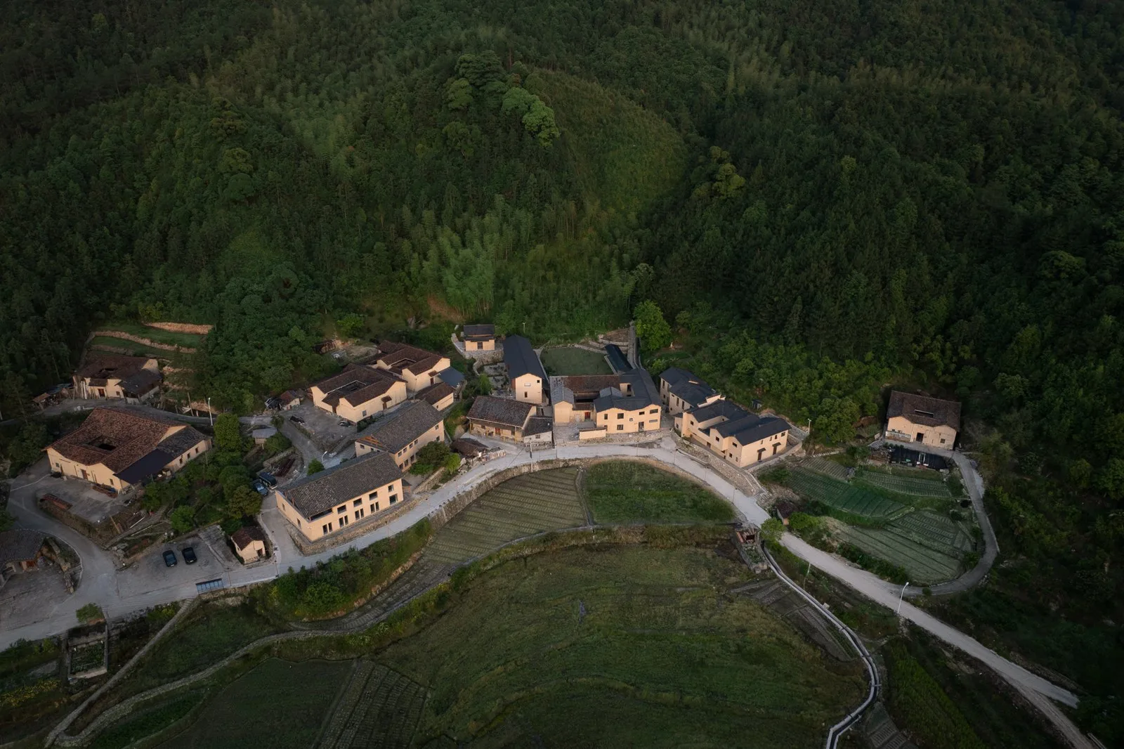 大乐之野·松阳店：古村山居宠物友好改造
